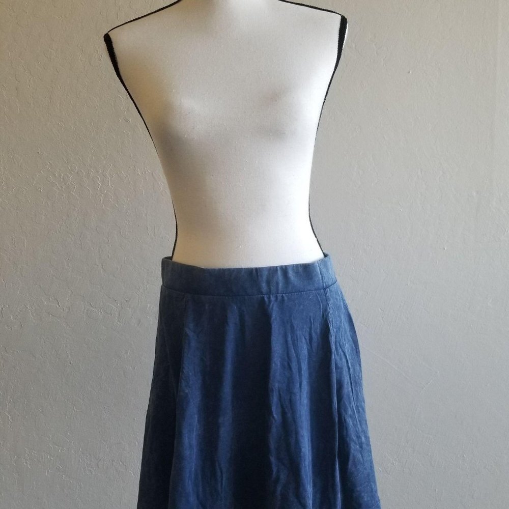 H&M Divided blue circle skater skirt